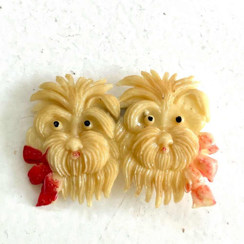 Vintage 40’s Scotty puppy dogs celluloid novelty brooch pin made in Japan